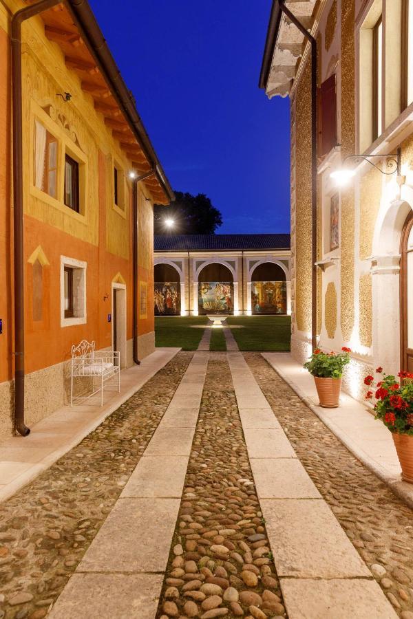 Villa Padovani Relais De Charme - Adults Only Pastrengo Exterior photo