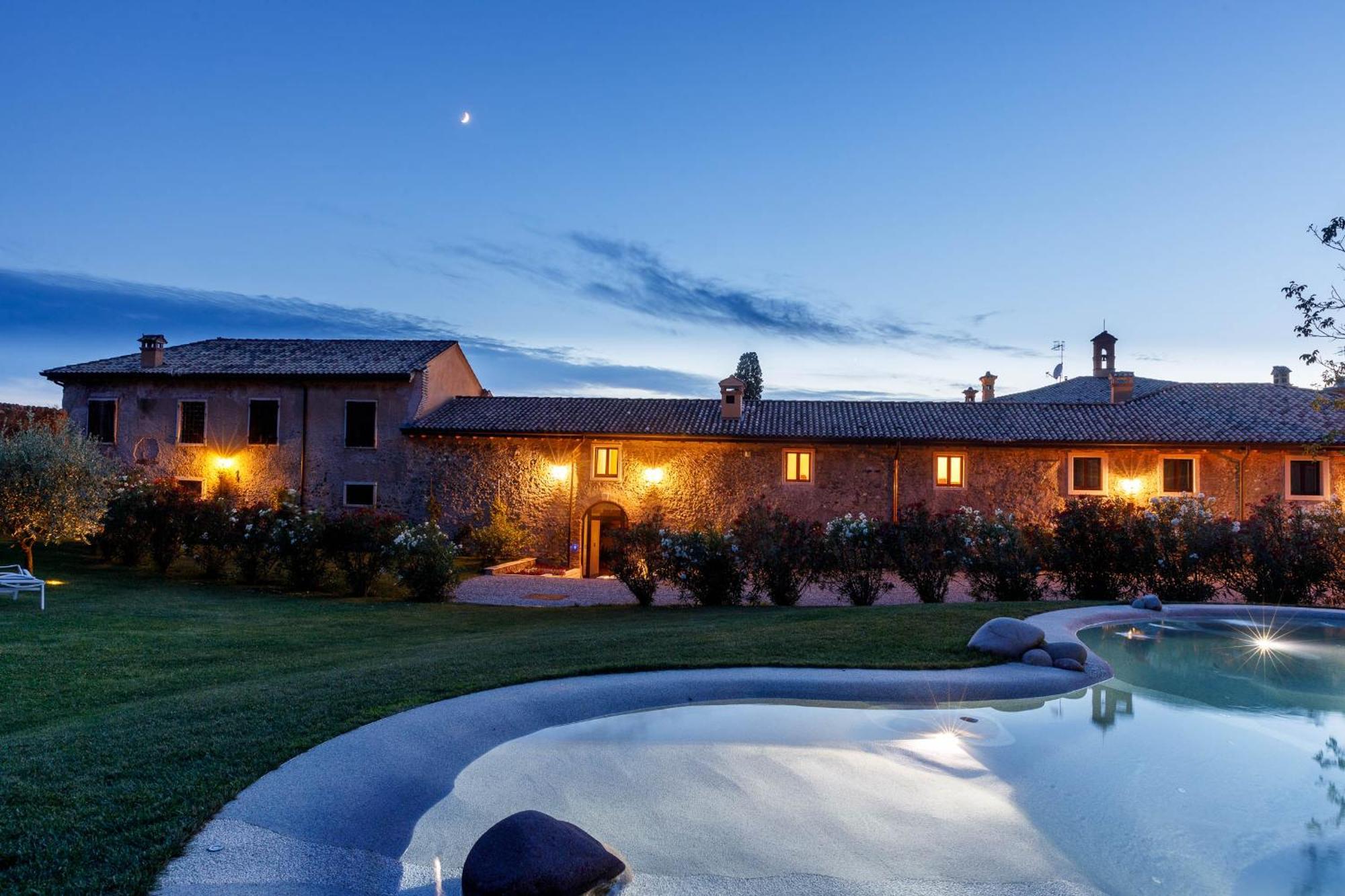 Villa Padovani Relais De Charme - Adults Only Pastrengo Exterior photo