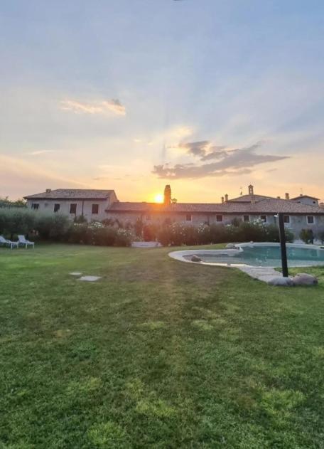 Villa Padovani Relais De Charme - Adults Only Pastrengo Exterior photo